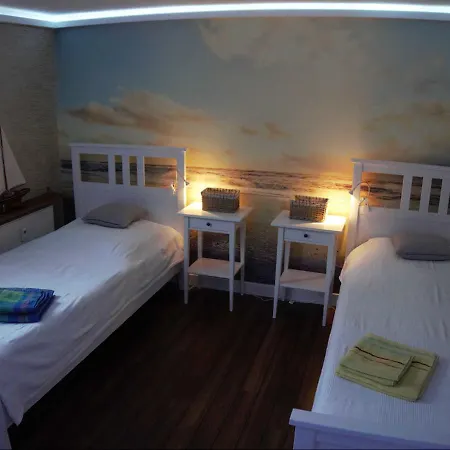 _ Kartenraum _ Objek Apartment *